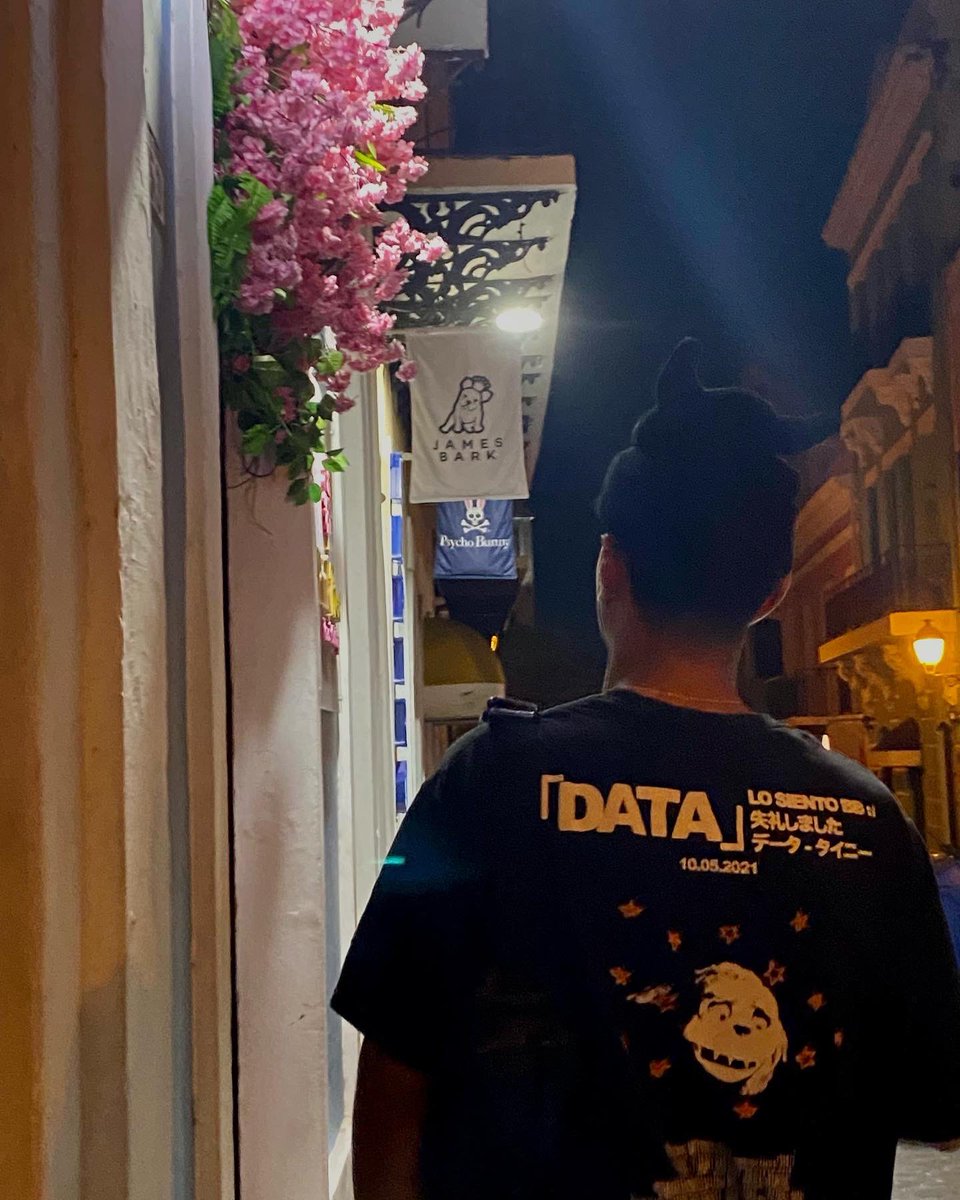 kvn_780's tweet photo. Ig la vio primero 🌷✨ https://t.co/RxRKA0LHwH