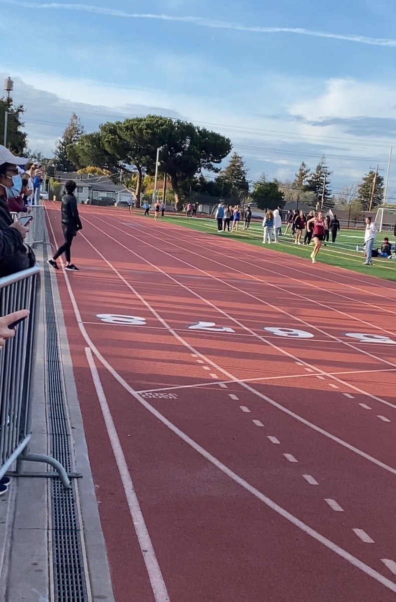 SHPAthletics's tweet photo. The SHP Track and Field team opened their season with a BANG at Friday Knights Relays yesterday afternoon.

Julia Soderbery won the Women’s 1500 in a blistering 4:45.78 (PR), while the team of @MaggiePurcell10, @anna_sonsini, Hadley Twitchell, &amp; Lilly Moroney won the 4x200 relay! https://t.co/tg7BEPCDkZ