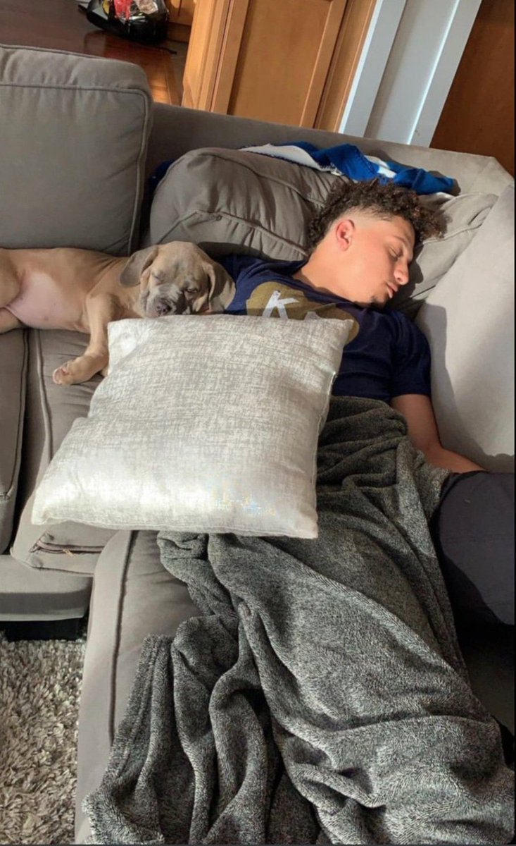 aaronladdtv's tweet photo. who un-retired? https://t.co/HHBBg5d7gX