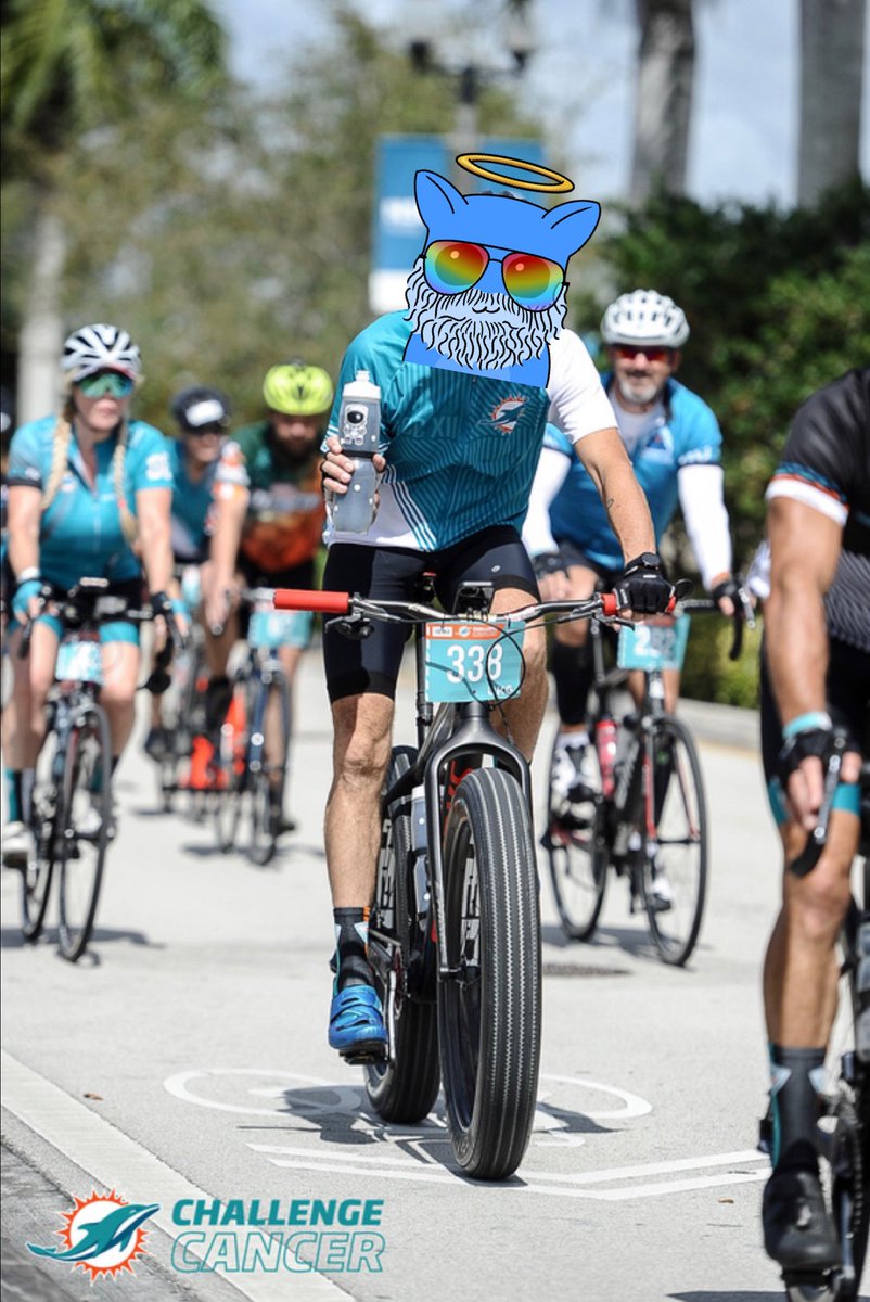 WeCreatures_'s tweet photo. Our good friend showin of @MelaniePopesco WeCreature Original where most of the proceeds of #62 went to #ChallengeCancer 100 ride through Miami! ❤️🚴 #FamWe Zoom in! #fuckcancer #nftcollectors #nftart https://t.co/L9jOVSD3zU