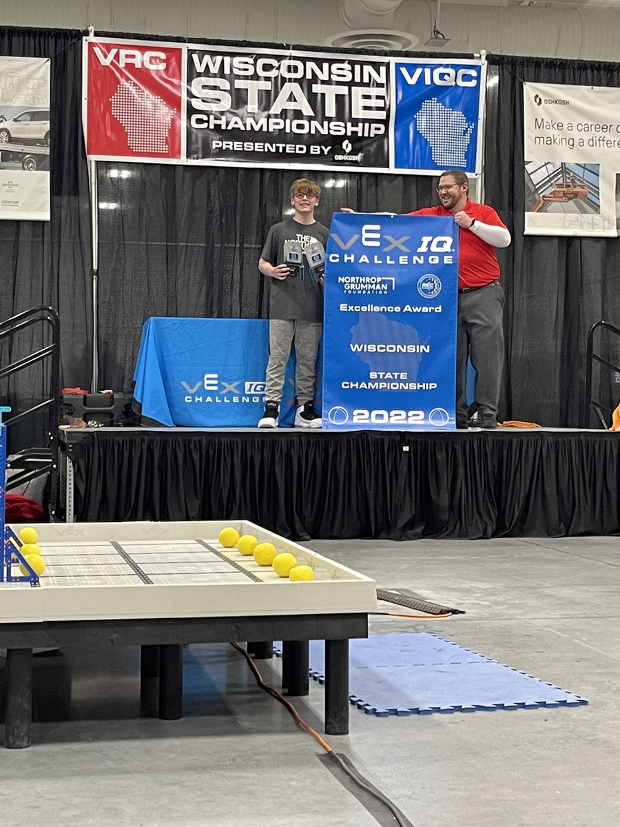 TechEdRocks's tweet image. 3 Pirates from @hssdbv won the top award “Excellence “ at the Wisconsin State VEX IQ Championship in Appleton today! This qualifies them to compete at the World Championship in May. Congratulations team 1217A!