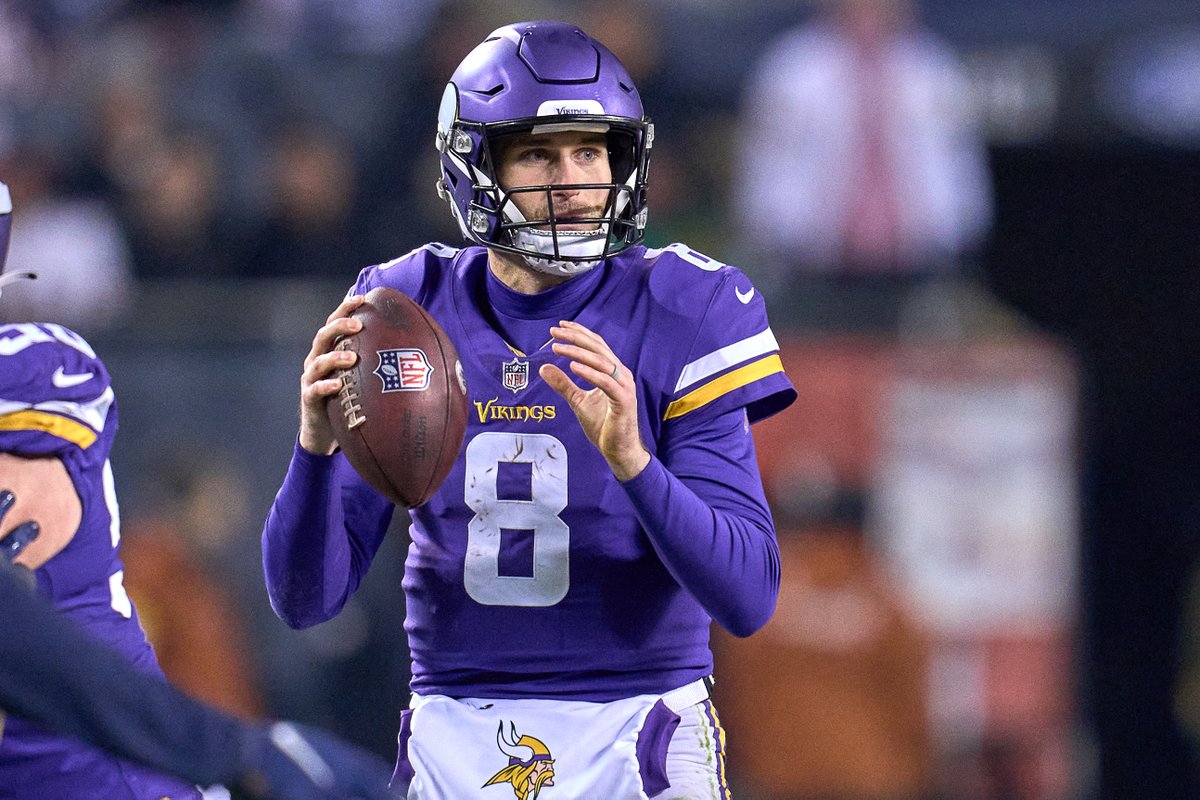 BleacherReport's tweet photo. Vikings have signed Kirk Cousins to a 1-year, $35M extension, per @TomPelissero

This will keep him in Minnesota through 2023 with a no-trade clause https://t.co/4tzk3v3maJ