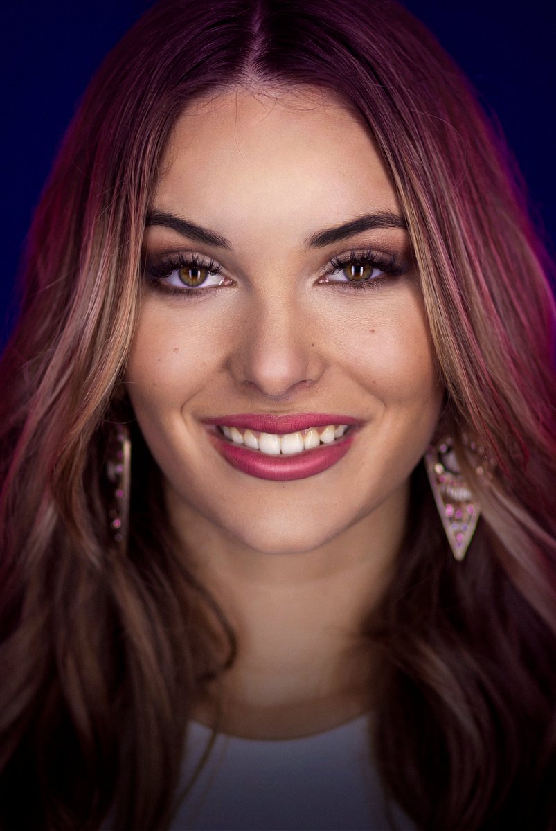 SecretStory_es's tweet photo. ¿Por qué crees que Sara se ha juntado a Rafa y Álvaro?
🔄 Porque le caen bien
❤️ Por estrategia
#SecretNoche9 https://t.co/uVVjlNgUho