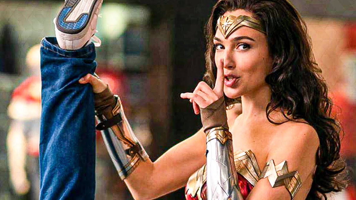 The internet is debating whether 'Wonder Woman 1984' is really one of the worst superhero movies ever made. https://t.co/fvHegMiGmq https://t.co/pn4fRpCPmO