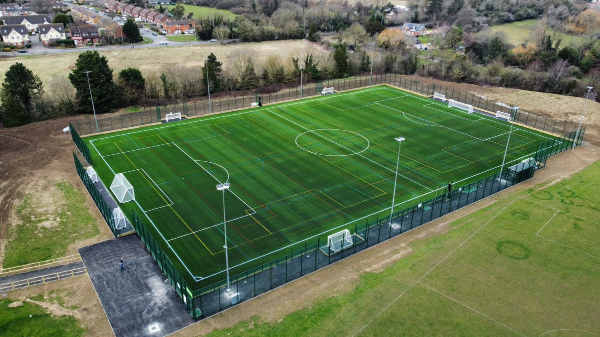 TPS_Hitchin's tweet photo. Our brand new 3G pitch is finished and ready to soon be rolled out for use! https://t.co/e139w0tqrQ