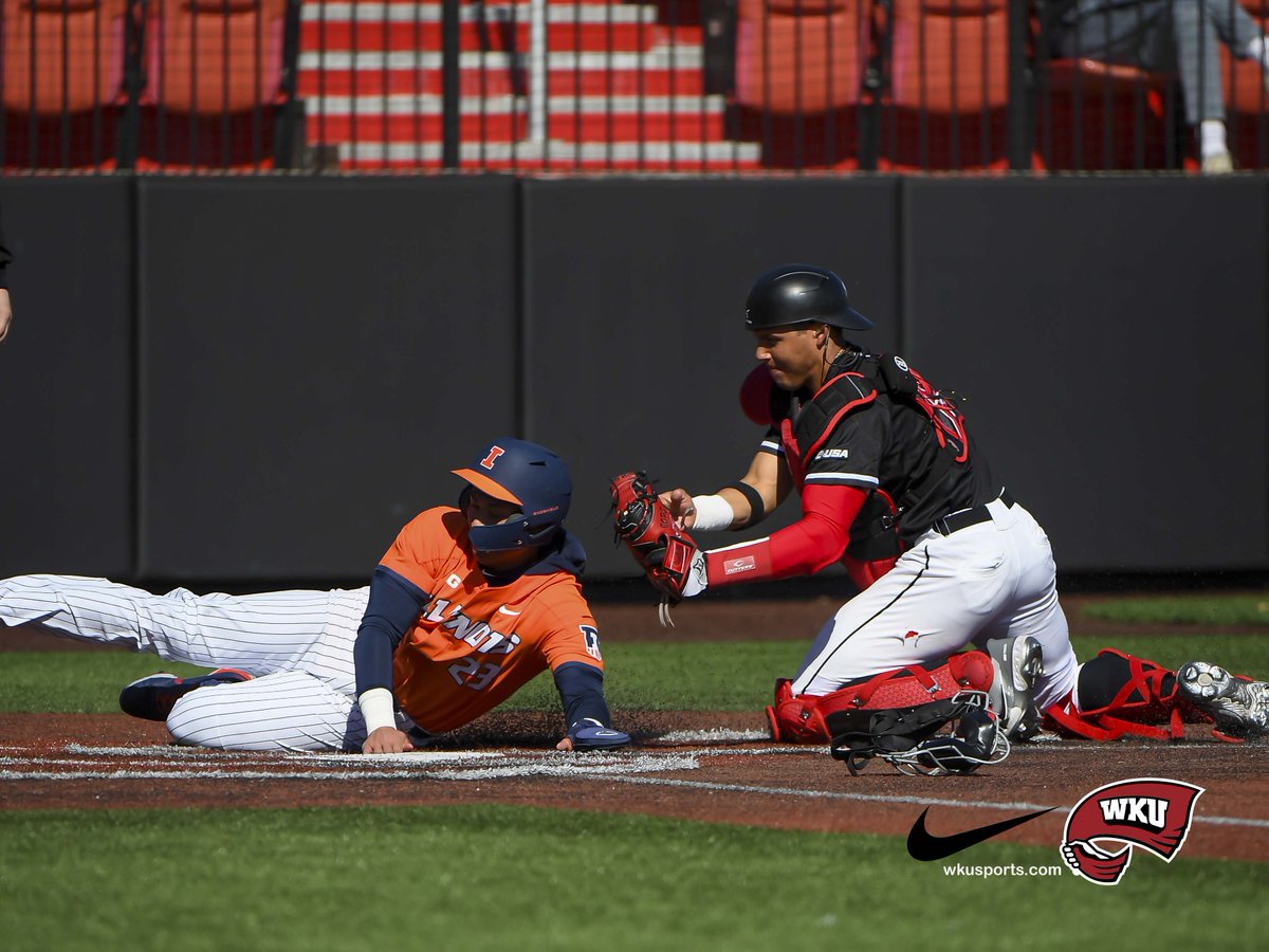 WKUSportsPics's tweet photo. @WKU_Baseball takes down @IlliniBaseball 4-2 in Gm 3
#GoTops 

📸's : https://t.co/vrc3bhKGY9 https://t.co/VeRkrSKYNs