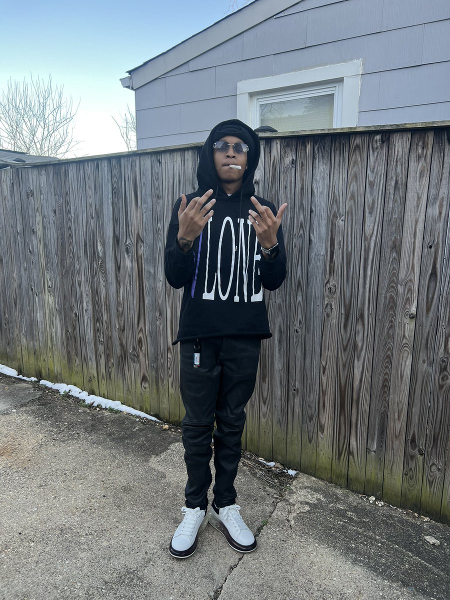 woerackedup's tweet photo. Cha$NRiche$💰🏃🏽‍♂️💨 https://t.co/HvFis26kgq