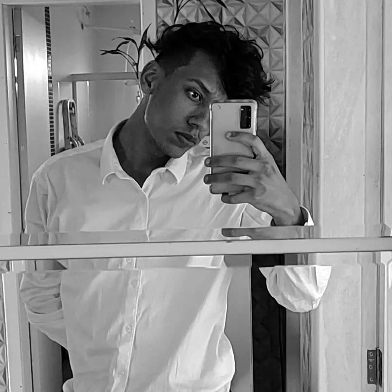 oEsquiloBolado's tweet photo. #NewProfilePic https://t.co/vYZsyhLTmD