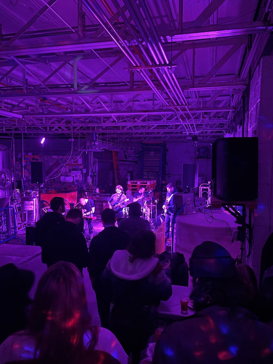 funkyastronauts's tweet photo. Mission Control
2022.03.12
Barrier Brewing Co. https://t.co/nGn5xfkcb0