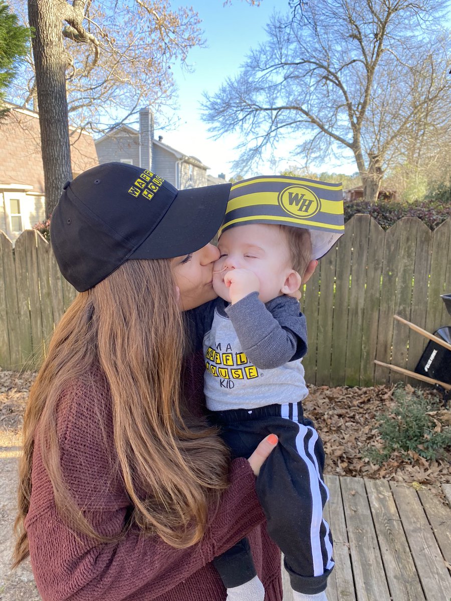 sydthomp14's tweet photo. W A F F L E H O U S E ✨🧇1 0 0 🧇✨
8+ years of monthly waffle houses &amp; finally celebrating our 100th!! @ColbyPainter32 https://t.co/y8vq3KvFa3