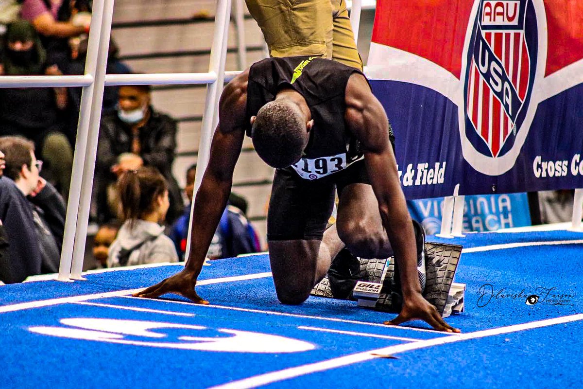 Rahkeem_Faison's tweet photo. Back in NC after competing in a Great weekend at the 2022 @AAUTrackNField Indoor Nationals. Continued growth but I’m thankful to have placed 3rd in the 60m Dash Finals(17-18 yr) (7:02-PR). Up next @ATrackNationals (Indoor) Freshman Division #NCFlight #allthankstothemosthigh https://t.co/9XOovdTRwv