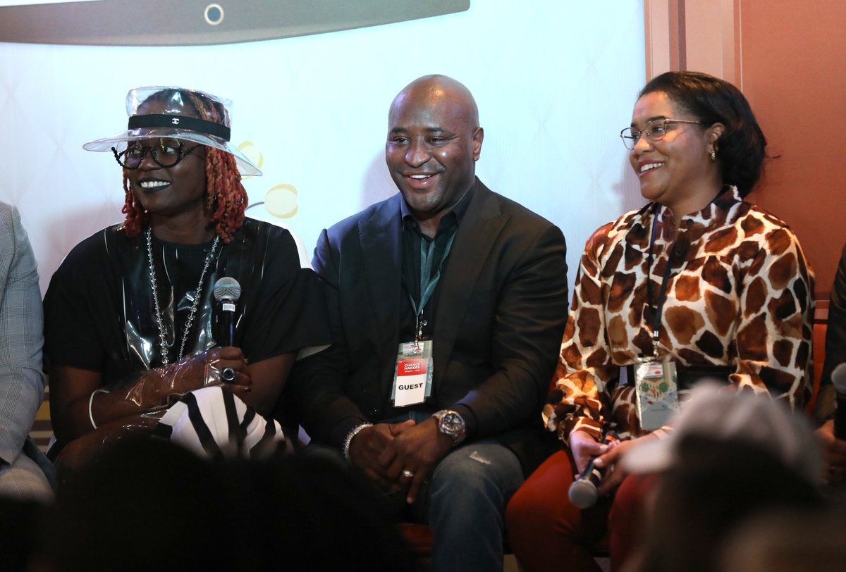 BrandInnovators's tweet photo. Saved the best for last.🏆 @ProcterGamble, @ThePlayersTV, @ReachTVnetwork, @Essence, Bonin Ventures, Pod Digital Media join us on stage to discuss the ways in which marketers &amp; brands can open the apertures of what it means to be Black-owned vs Black targeted. ✊🏿Mod: B Code. ▶️ https://t.co/e24F2QSSEW