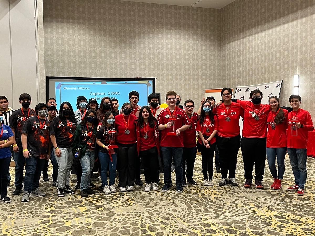 TechSerpents's tweet photo. We would like to thank everyone who made this season such a success! Thank you to @FIRSTRGV, our advisors, and our mentors who made this season one of our best yet. We hope to continue our legacy and move on to inspire others, and good luck to all teams competing in the future!! https://t.co/pGFuyANzXZ