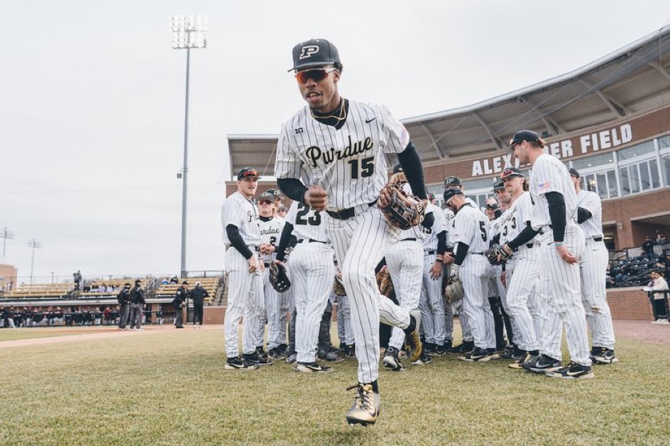 11Point7 College Baseball tweet media