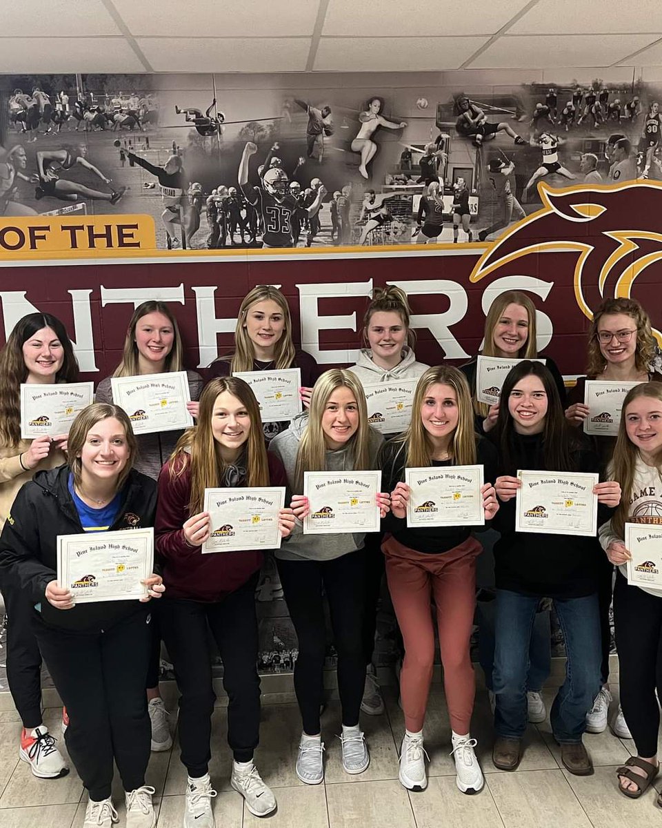 Season wrapped up tonight with the banquet. What a great group of girls!