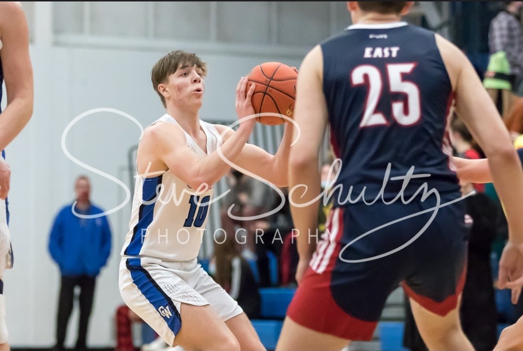 OshkoshWestBBB's tweet image. Congratulations to Senior guard Ethan Shefchik on being named 2nd-Team All-Conference in the loaded FVA!

Ethan was an incredible teammate, leader, and student-athlete and we are thrilled to see his accomplishments and efforts being recognized! 

#FVA