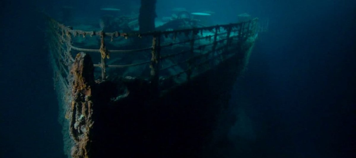 Истории бездны. Призраки бездны: Титаник (2003).