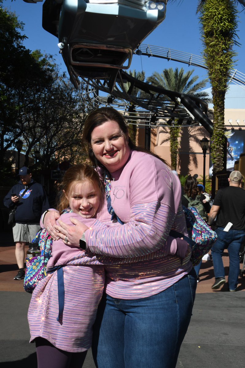 mcentireruth's tweet photo. Our first day at Disney! We are having a blast making fun memories! #familycomesfirst https://t.co/FeCWpeKv59