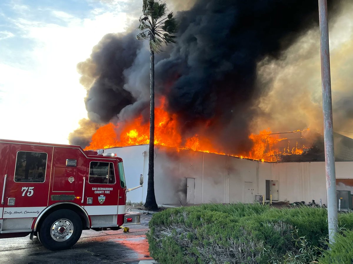 SBCOUNTYFIRE's tweet photo. Additional photos of the University incident in San Bernardino. https://t.co/gcG73puSIr