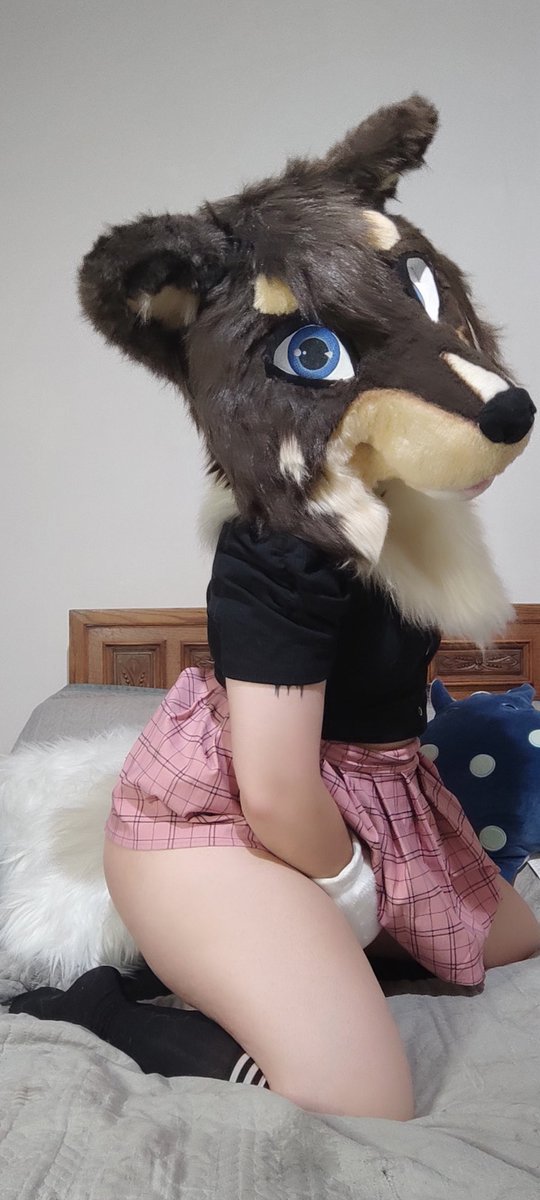 NaughtyAuri's tweet photo. #softsuit #softsuiter #murrsuit #murrsuiter #furrygirl #adultcontent https://t.co/CjmdvWswdD