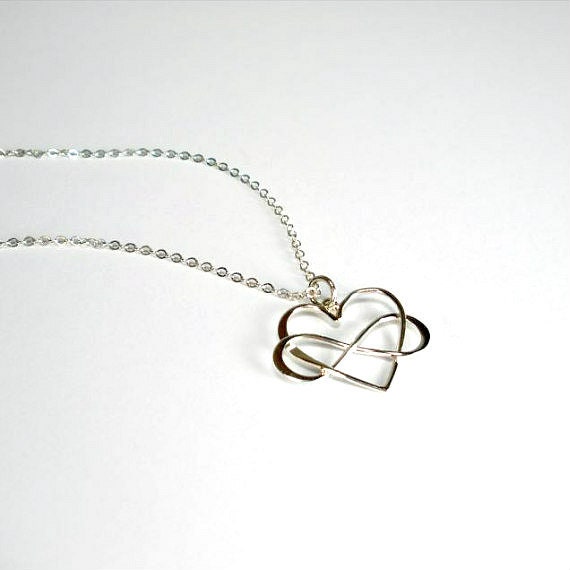 StarringUJewel's tweet photo. Infinity Heart Necklace | https://t.co/0JszChJg8Y via @EtsySocial #jewelry #etsymntt #Infinityheart #infinitynecklace https://t.co/0F2X3EkmJO