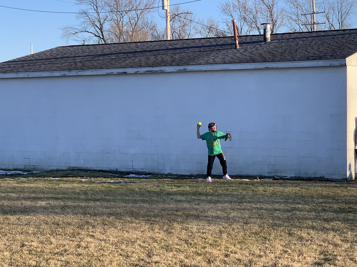 Here are some pictures from our 10U practice today. What a great group of hardworking girls. We are excited about this group!! Keep up the hard work ladies! 🥎💜