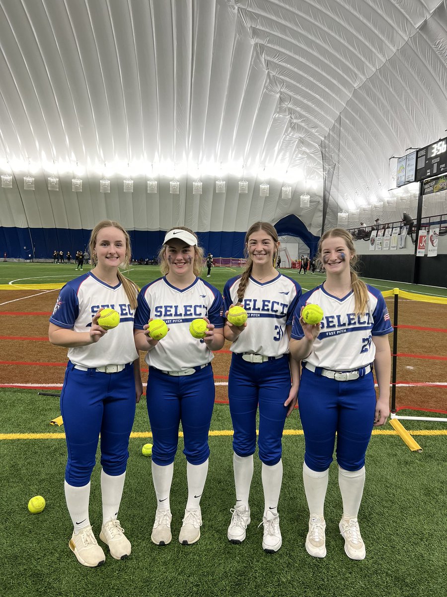 Select Fastpitch 16U Morris tweet media