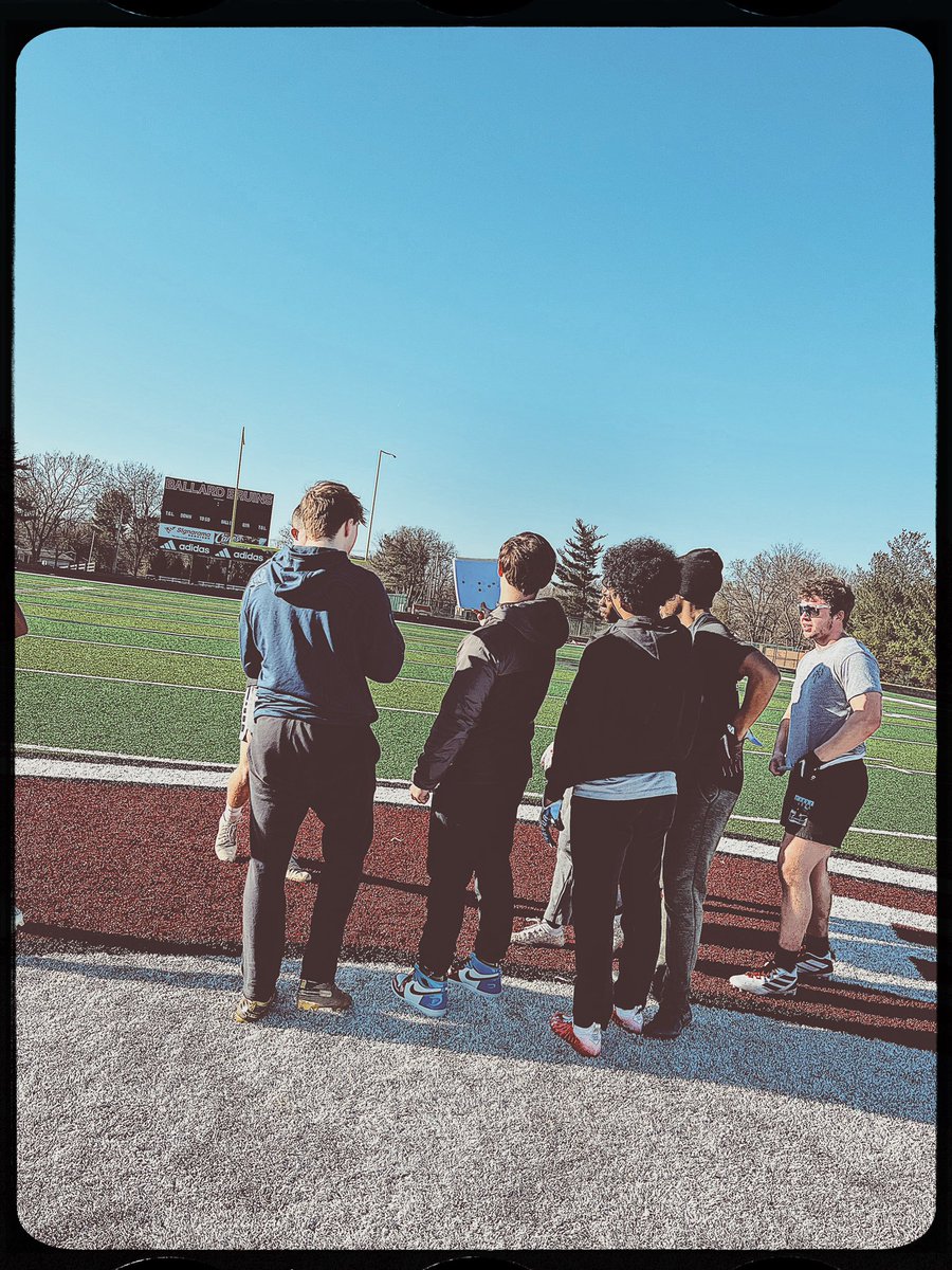 IsaacB_2's tweet image. I learned today that “why” is the most difficult question to answer. A lot of things in our lives happen for reasons we will never understand, But I am blessed to have a great family around me to not show me the way but walk with me through life’s obstacles. @5027v7 @bowman_h