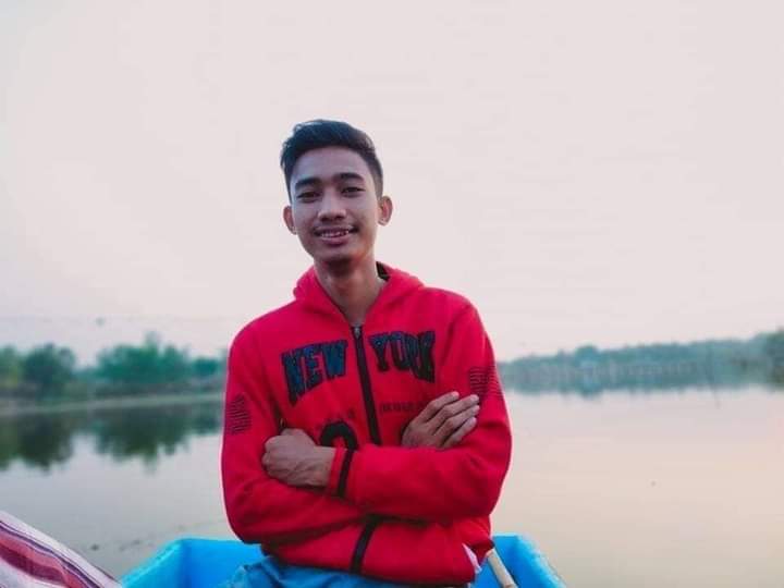 pzl_jourlm's tweet photo. "Four student activists (in photos), being illegally jailed with alleged penal codes and another 8 political prisoners have been sent from Insein prison to unknown interrogation and cruelly TORTURED" emerged by initial reports. Their somewhere and details are still investigated. https://t.co/m4NQ3Nc2N2