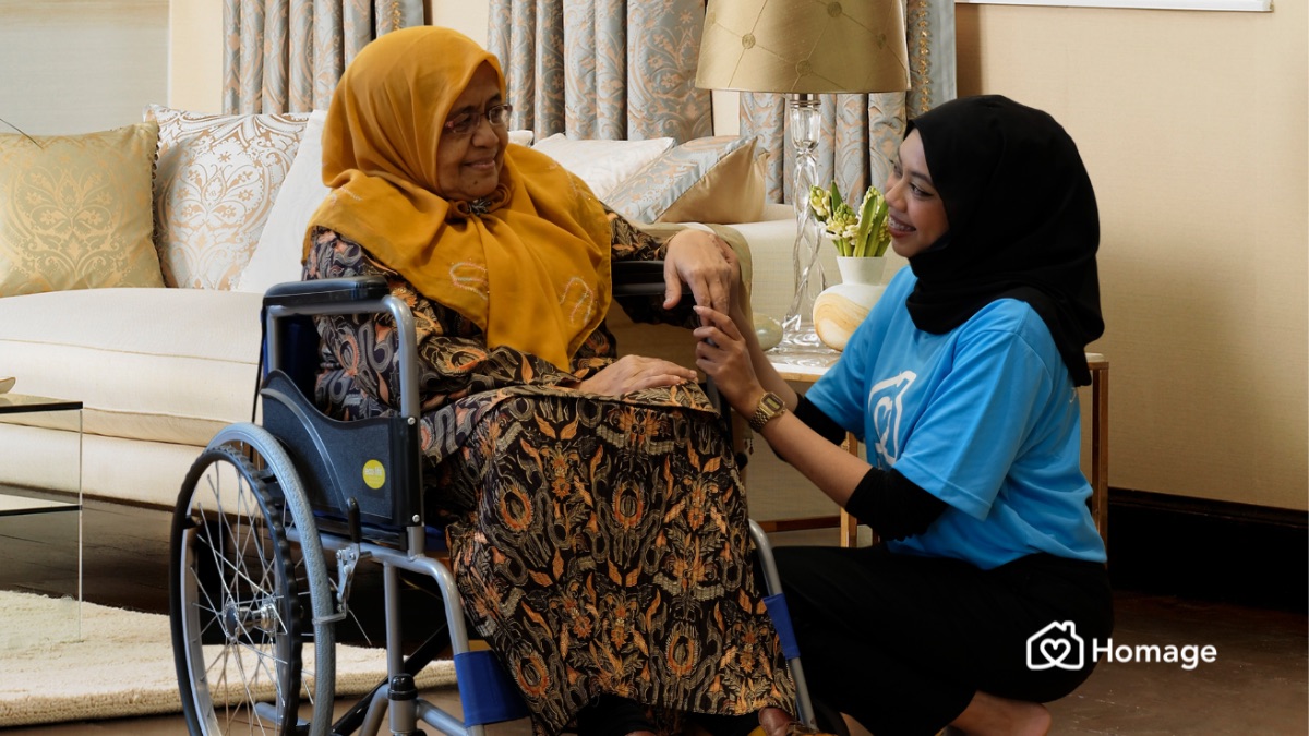 KKCity's tweet photo. Siapa sini pernah dengar pasal Homage Malaysia?
 
Kalau risaukan ibu bapa keseorangan di rumah, mari kami kongsikan macam mana Homage boleh bantu:
 
Ini adalah bebenang 🧵 https://t.co/OshbmDilGz