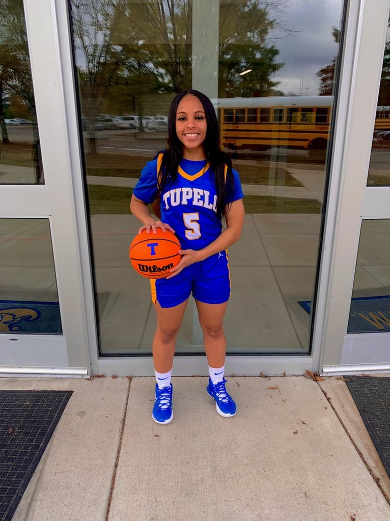 AmandaM19852021's tweet photo. Well as of today Her spring break is full of basketball 🏀 and fun starting today with a good AAU practice to a excellent camp to a all star game this Saturday ended with a first AAU game Sunday god protect any harm and negative watch over her proud of you @houston_audria https://t.co/9e8DjCGt0V
