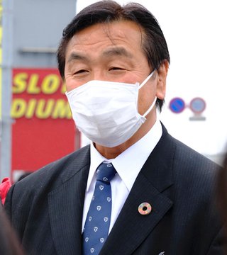 石川県知事 馳浩の経歴と評判 年収も気になる 離婚の原因や現在の嫁との馴れ初めは チヨコ デリシャスのおいしいニュース