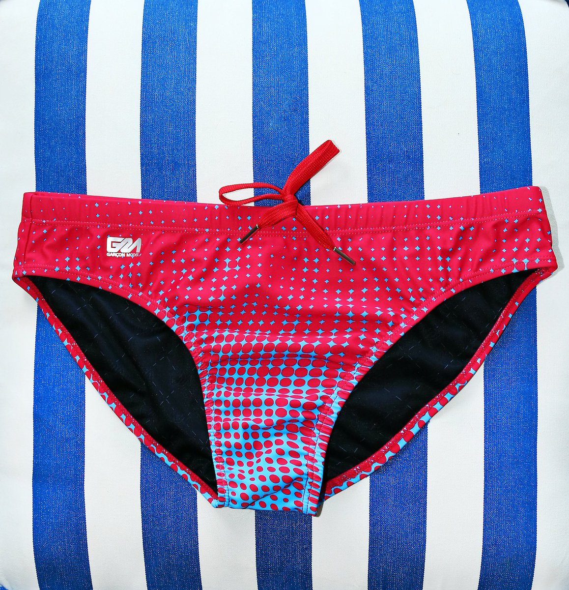 Garcon_Selfies's tweet photo. Have you 👀 our Garçon swimwear? 💦🐟 Available at https://t.co/XnoeR1ccU4 https://t.co/IkzdRoRmjg