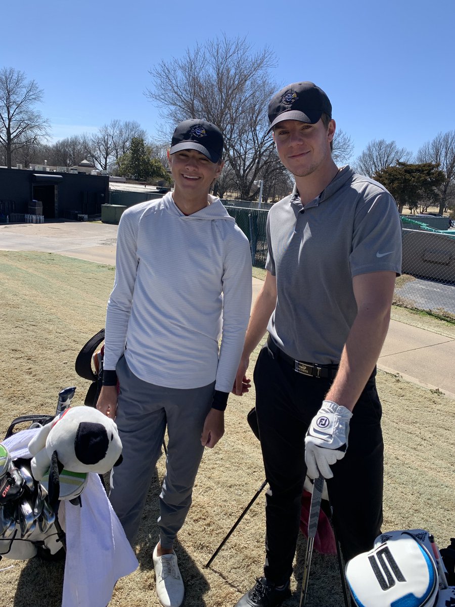 Park__Golf's tweet photo. Pirates are ready to tee it up tomorrow in T-town.  #Meadowbrook CC https://t.co/BSXfuz3KDD