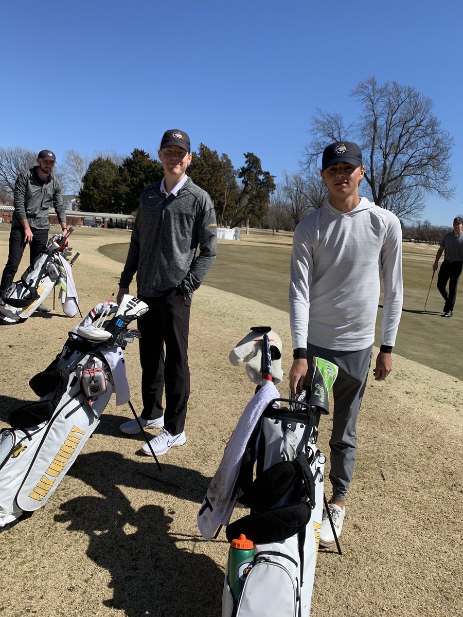 Park__Golf's tweet photo. Pirates are ready to tee it up tomorrow in T-town.  #Meadowbrook CC https://t.co/BSXfuz3KDD