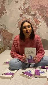 Mujeres con Historia de <a href="/Silvia_Casasola/">Silvia Casasola</a> Mujeres del mundo con Verónica Zumalacárregui, autora de "La vuelta al mundo en 15 mujeres" ondace.ro/phjeb252 @rosavientos <a href="/radio/">...</a> @podcast