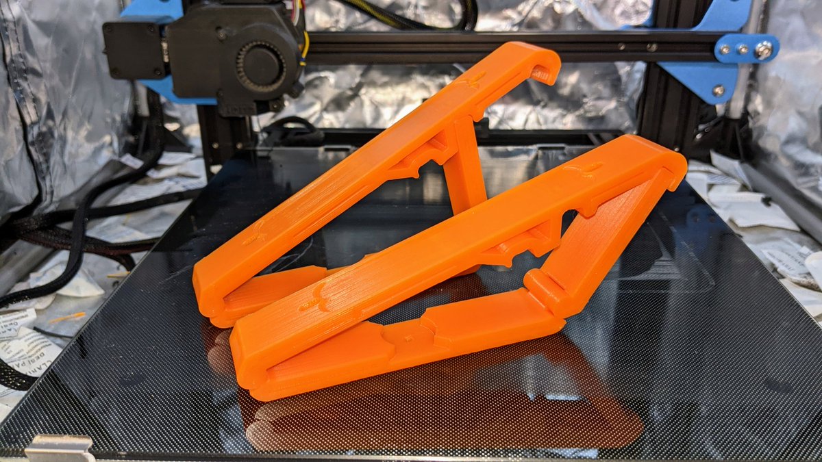 SeigiDesign's tweet image. Matte orange back in stock! #adjustable #mpc1000 #akai #Studio