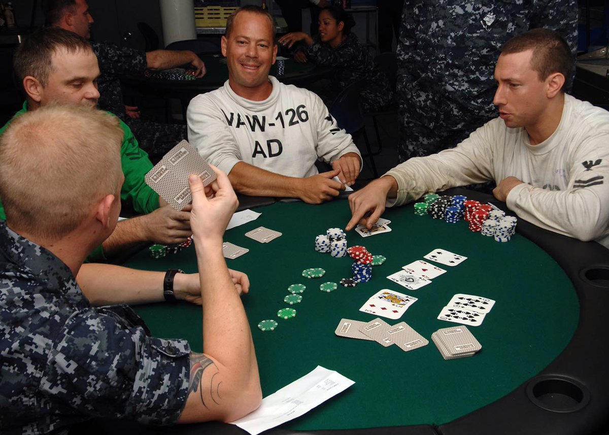 CardsChat tweet media