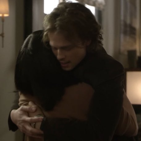 prentisskisser's tweet photo. i want what spencer reid and emily prentiss have https://t.co/YpFPtwaUyP