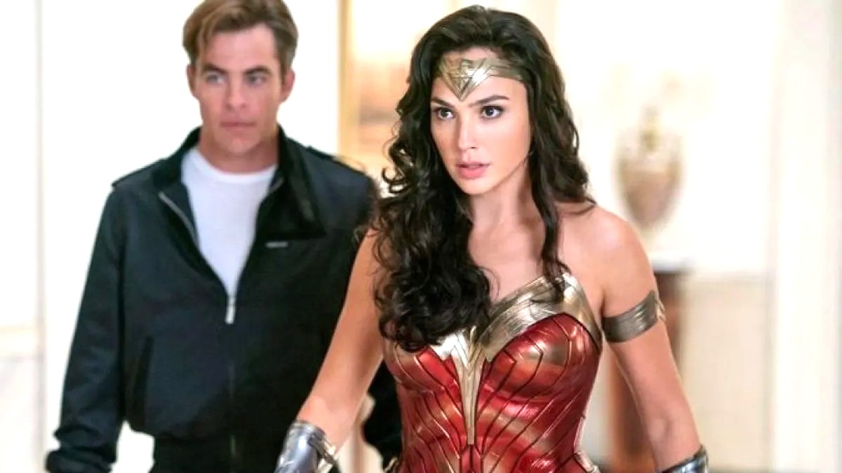 'Wonder Woman 1984' producer Charles Roven admits the hybrid release strategy didn't work after the movie bombed. https://t.co/iQT4jNKcRJ https://t.co/EkabMjstqu