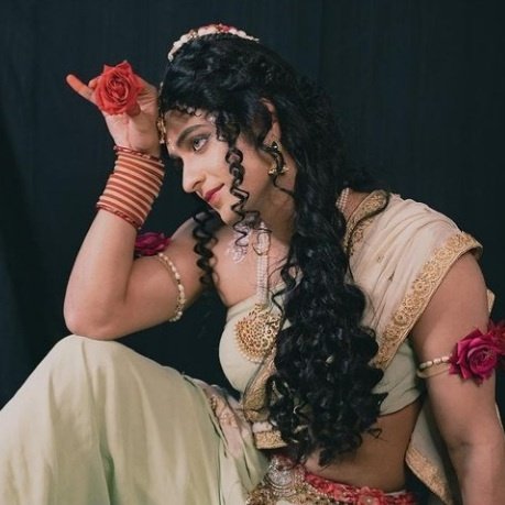 ___nur_nama__'s tweet photo. Why I am thinking he is going to play the role of mohini !!!
#RadhaKrishn https://t.co/Lk7EYkXEdh