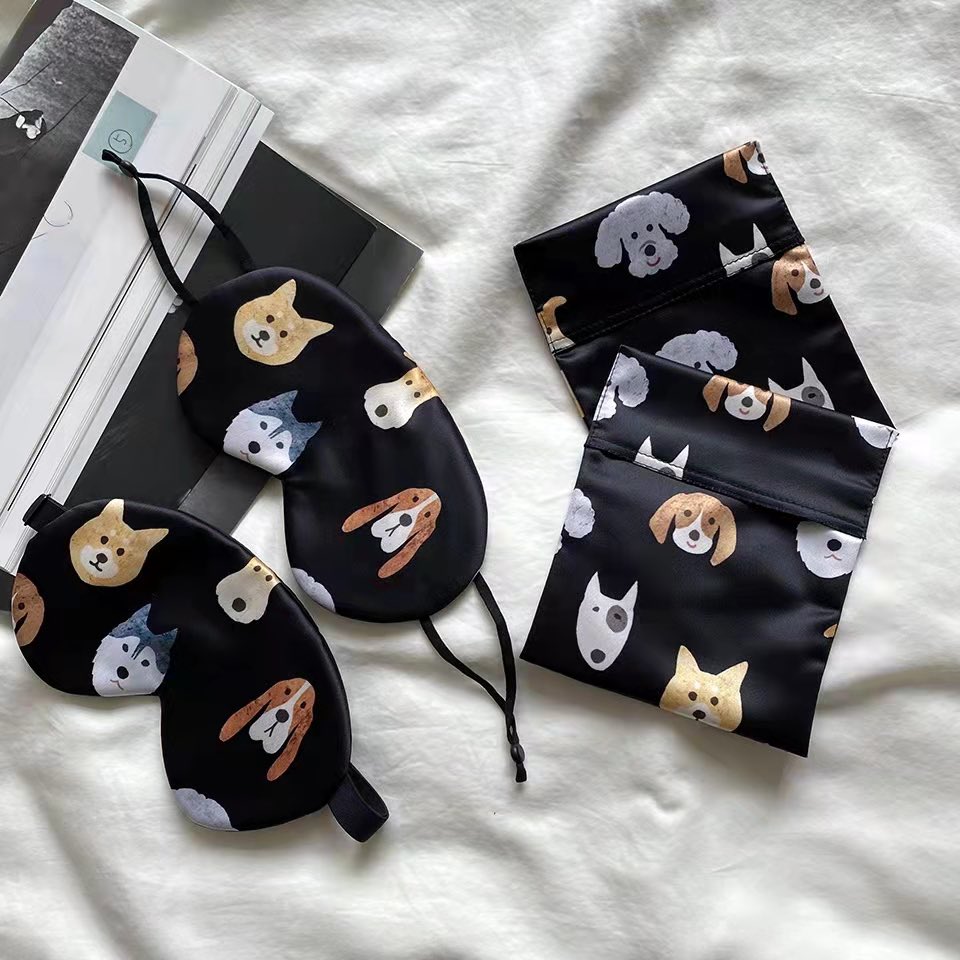 Lovely print pattern silk sleep masks. I love them so much! Contact me for factory price. ODM or OEM order are welcomed. #printedsilksleepmask #customsleepmask #customeyemask #sleepmaskwithpouch