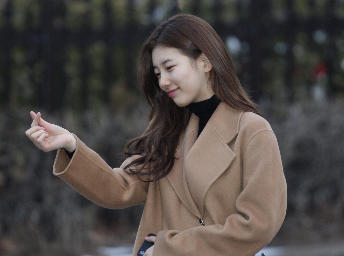 나롱 tweet media