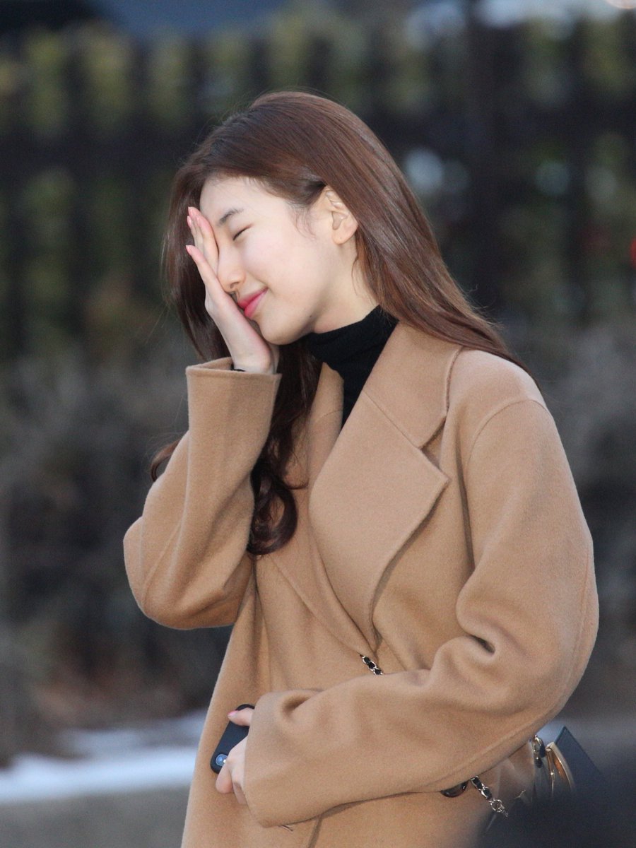 나롱 tweet media