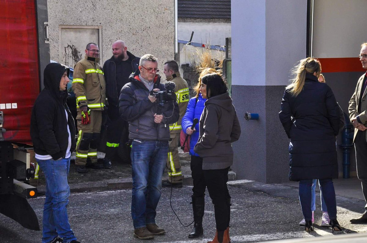 Aleksandra Marcinkowska ๐ต๐ฑ๐ฌ๐ง ๐ฎ๐ช๐ช๐บ (@aj_marcinkowska) on Twitter photo Spending time in Poland to help with the Ukrainian cris. Thank you@BradUniLaw <a href="/sannielfving/">Dr S.K.Elfving</a> for giving me time off ๐๐ผ It was a very busy time but I loved it! I feel we all make a big change! This is what matters! Unity, connection, community and love! Time to go back to Bradford Spending time in Poland to help with the Ukrainian cris. Thank you@BradUniLaw <a href="/sannielfving/">Dr S.K.Elfving</a> for giving me time off ๐๐ผ It was a very busy time but I loved it! I feel we all make a big change! This is what matters! Unity, connection, community and love! Time to go back to Bradford