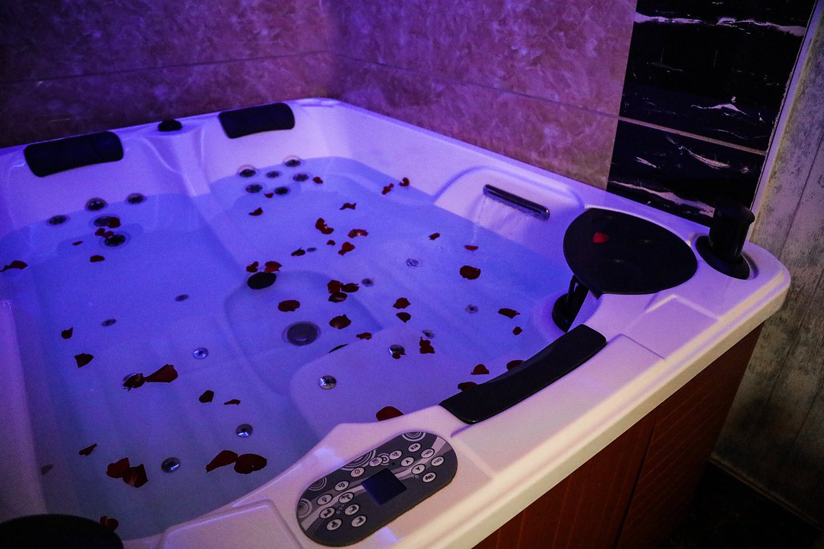Arto_ksa's tweet photo. نهتم بلحظاتكم المميزة من اجل ذكرى لاتنسى
#شقق_ارتو
للحجز 0581003000 https://t.co/GgoSeV3Hzr