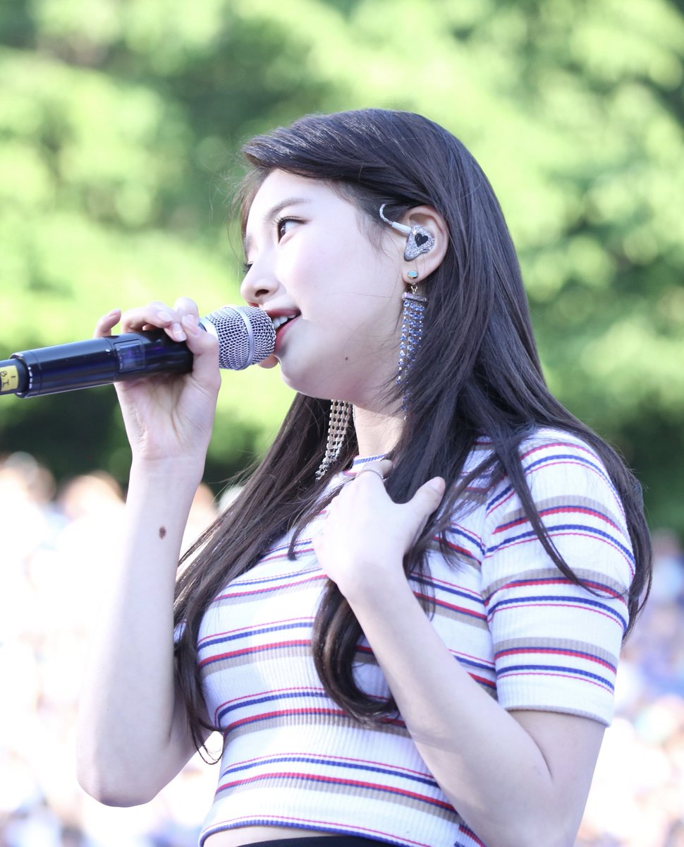 나롱 tweet media