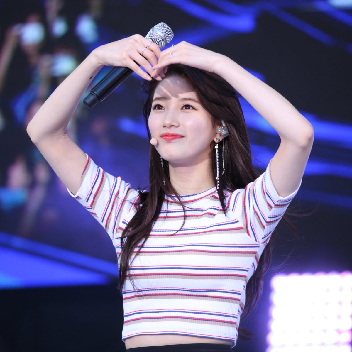 나롱 tweet media