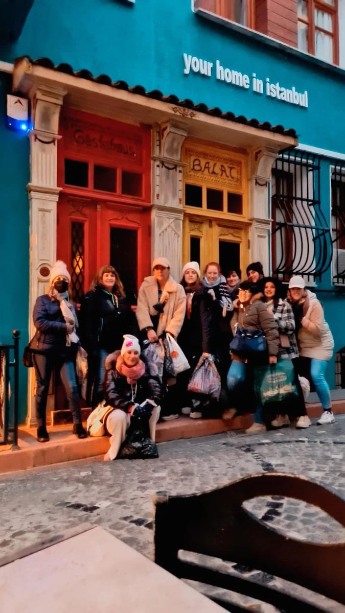 magda_lluis's tweet photo. Hace justo una semana, estábamos rumbo a cumplir uno de nuestros sueños.

Que rápido pasa lo bueno. Estambul nos enamoró de todas sus formas, volveremos♥️

#chungasontheroad #chungasontheroadestambul
#marzo2022
#nuestrohilorojo
#loqueuniosencalkapimi 
#osqm https://t.co/lKmvMaXpN7