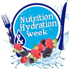 SurgeOneOne's tweet photo. Monday in the nightingale, How do we engage our patients at meal and Drinks rounds? 🤔 A shared learning through the team and inspired ideas 💡 ✨️ #NHWeek #NightingaleNutrition #HappyHydration https://t.co/vCYDyrZEyZ